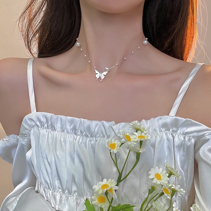 Vòng cổ Mặt Hình Bướm Đính Ngọc Trai Sang Trọng Cho Nữ