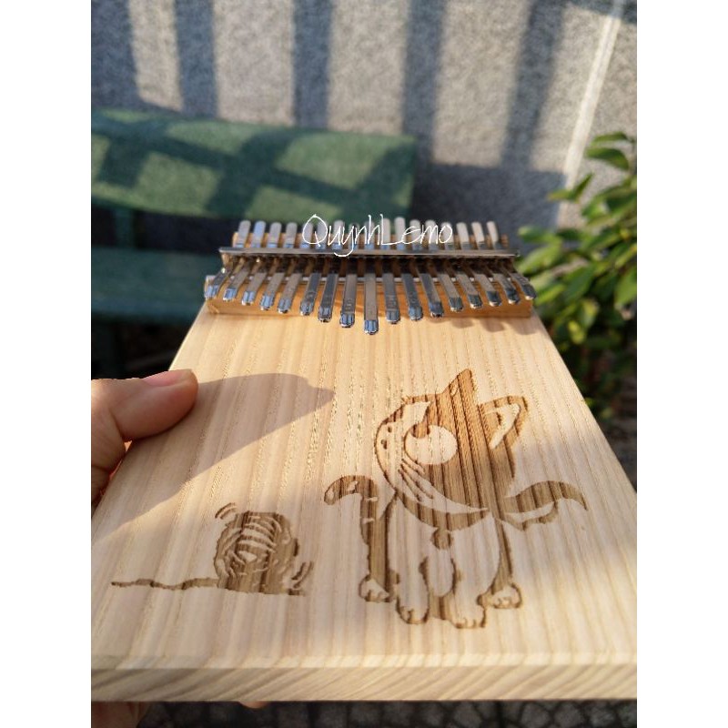 Đàn Kalimba 17 phím hoạ tiết mèo con QUYNHLEMO, Kalimba 17 phím nguyên khối phụ kiện hấp dẫn kèm deal sốc