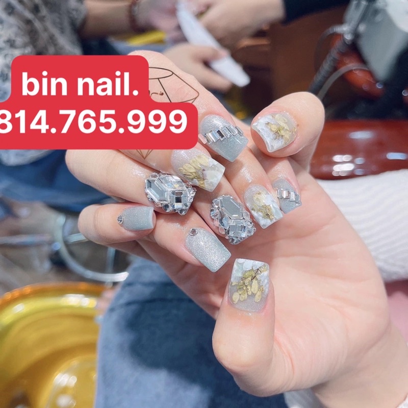 Đá chân bằng mix size, đá khối vuông, chữ nhật