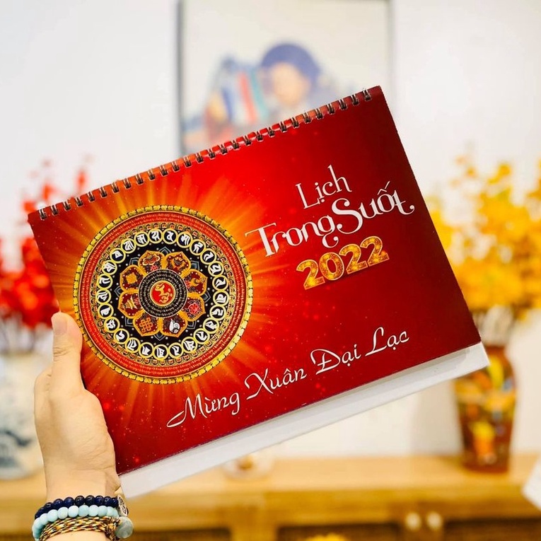 LỊCH TRONG SUỐT 2022 - Lịch để bàn với họa tiết Mandala & các thông điệp truyền cảm hứng về Trí tuệ, Bình an, Hạnh phúc