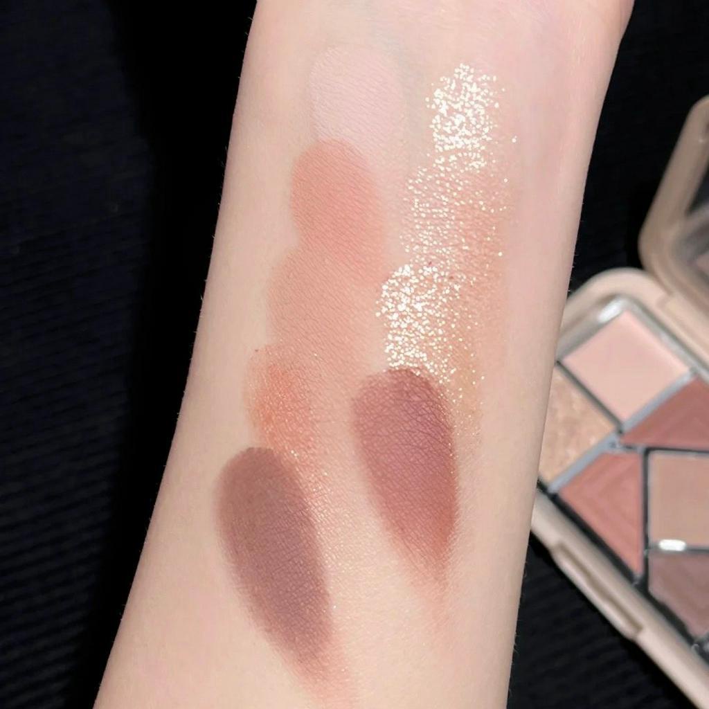 Bảng phấn mắt 9 màu HOLD LIVE xinh xắn bền màu holdlive Happie Small Powder Frame Eyeshadow Palette HL630 HLIV102