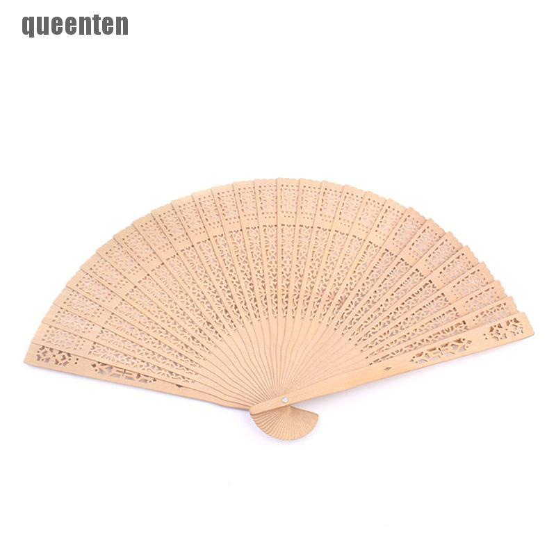 Quạt xếp cầm tay bằng gỗ phong cách vintage