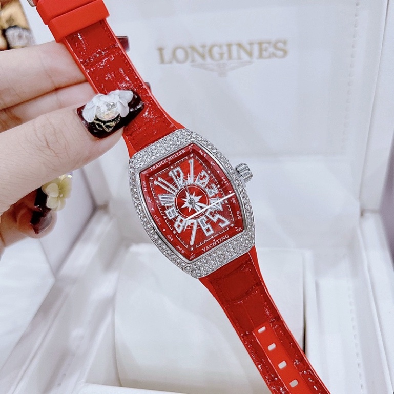 Đồng hồ nữ Frank Muller ,  i mặt vuông đính đá sang trọng, dây da mềm bảo hành 12 tháng