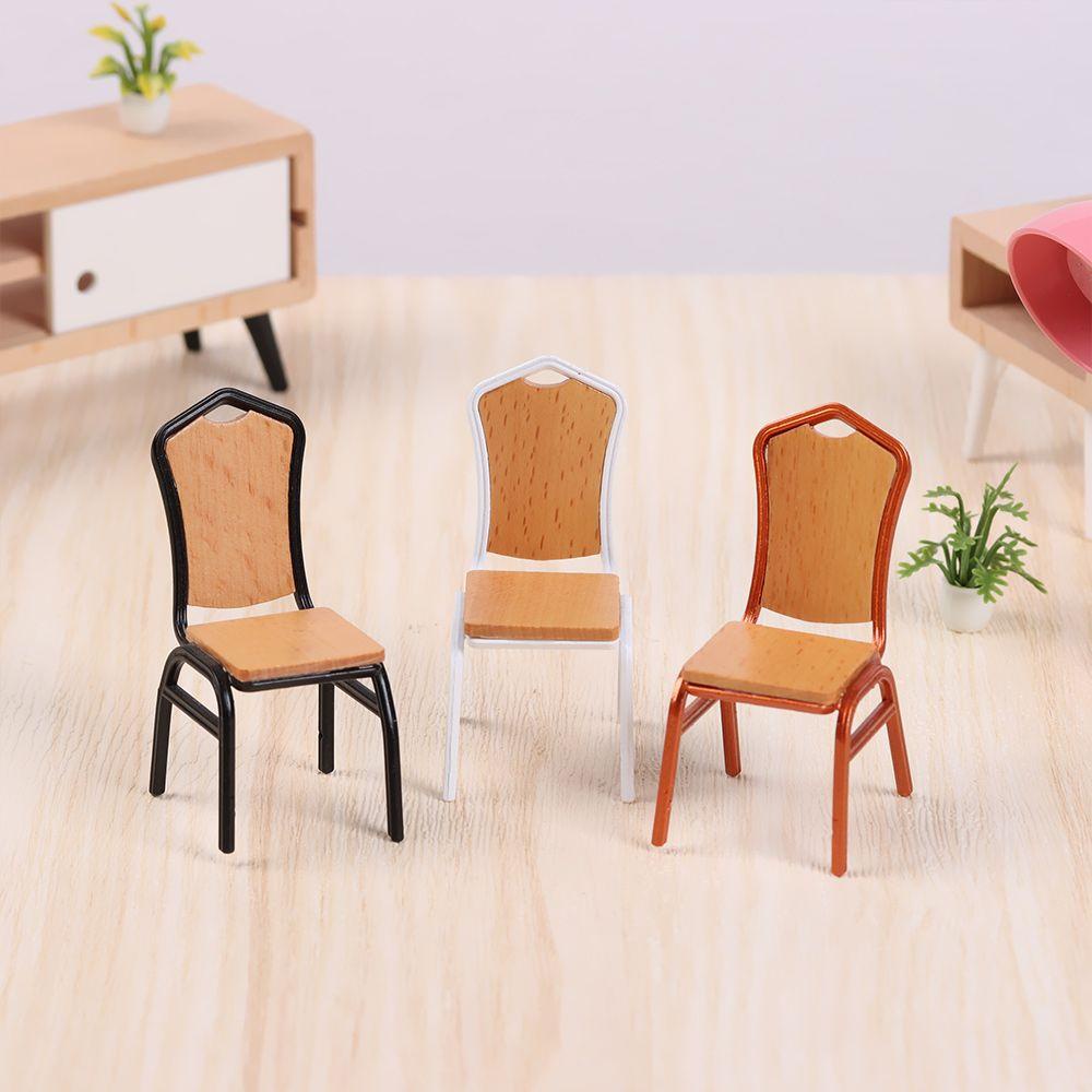 Mô Hình Ghế Gỗ Mini Tỉ Lệ 1 / 12 Dùng Trang Trí Nhà Búp Bê