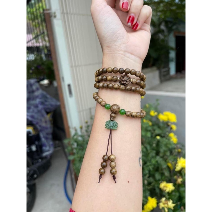 Vòng Đeo Trầm Hương tự nhiên mix charm hoa sen- Chuỗi tràng 108 hạt -Trầm Hương tốc vườn