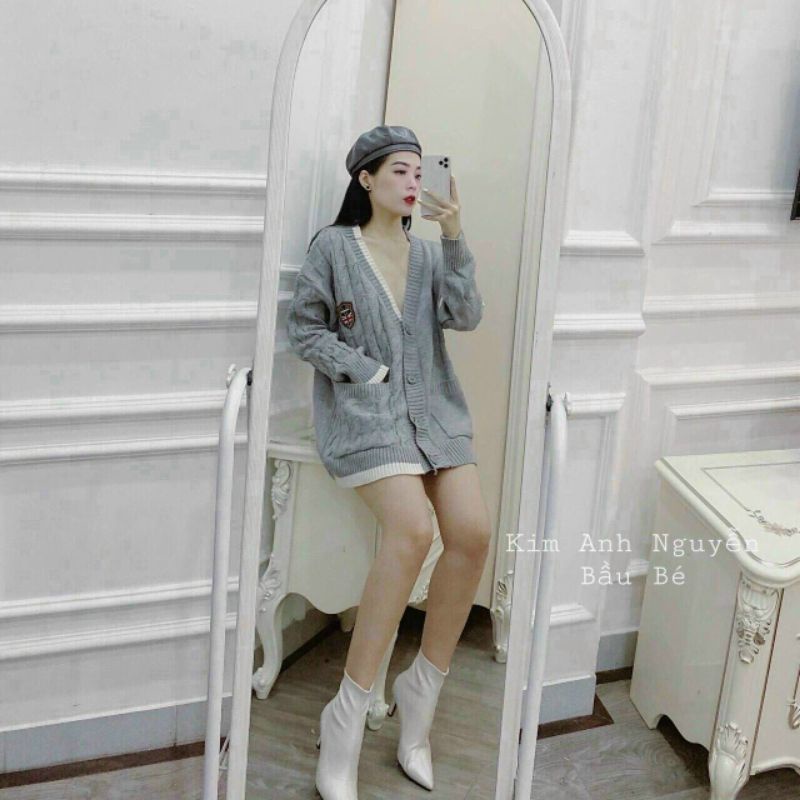 Hình thật áo len choàng xám hủy hiệu
