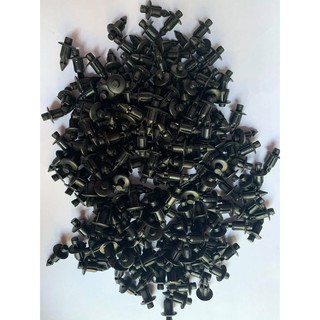 Ốc bấm dàn áo xe máy (1 bịch 20 con)