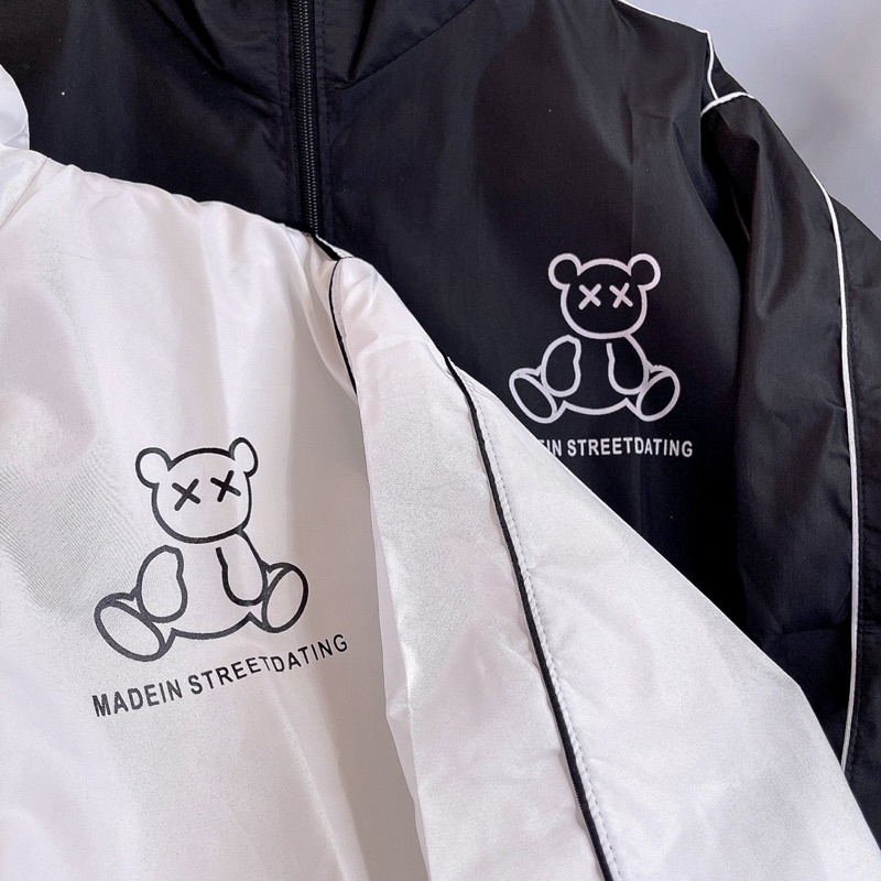 Áo Khoác Dù nữ 2 Lớp Cổ Trụ Tay Chun_Áo In Hình Gấu Trước Và Sau_Chất Dù Sịn Nhập QC Thoáng Không Bí Hơi_AK60