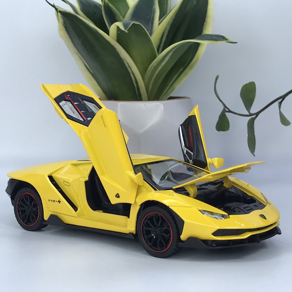 Mô hình siêu xe Lamborghini Centenario LP770-4 tỷ lệ 1:24 bằng kim loại