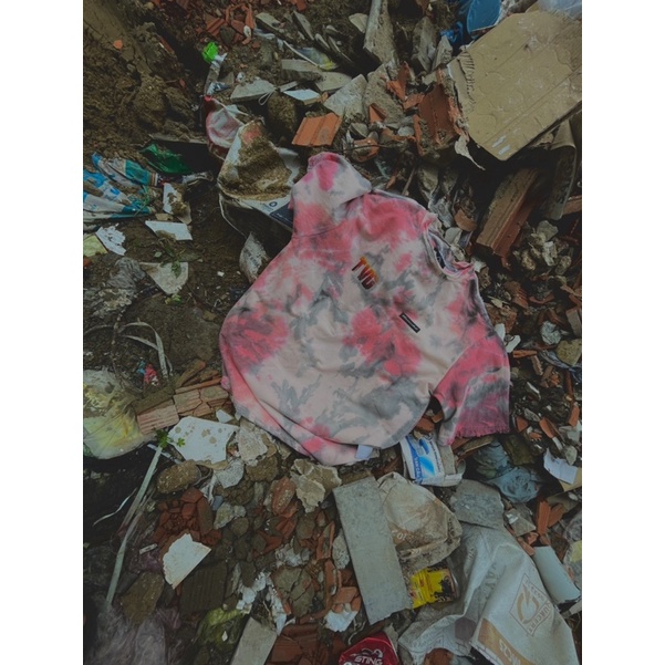 Áo “TVD FLAMING LIQUID T”