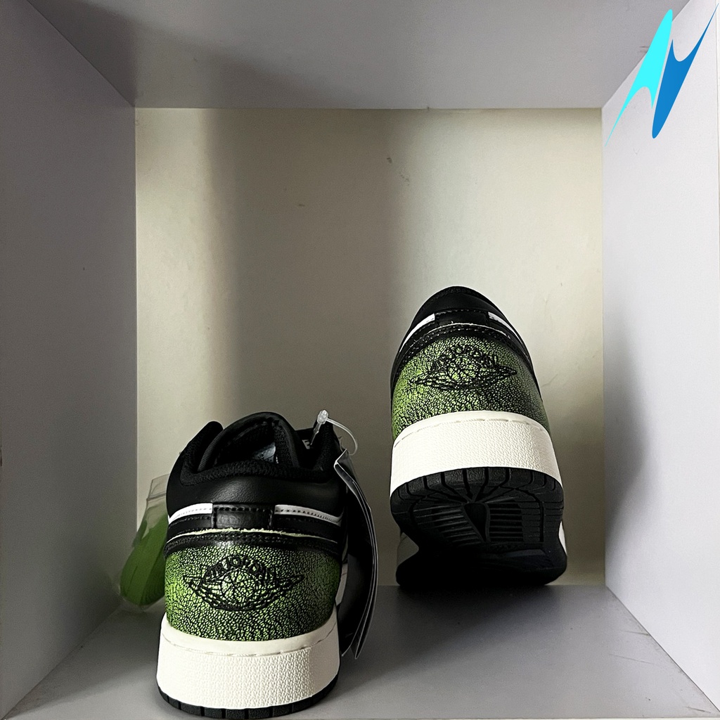Giày Nike Air Jordan 1 Low SE GS 'Electric Green' chính hãng 100%