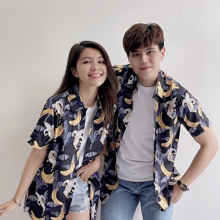 Áo Sơ Mi Tay Ngắn Cặp Đôi Nam Nữ Chất Vải Thoáng Mát Cổ Bẻ 245 In Họa Tiết Trái Chuối Phong Cách Mùa Hè Cực Đẹp