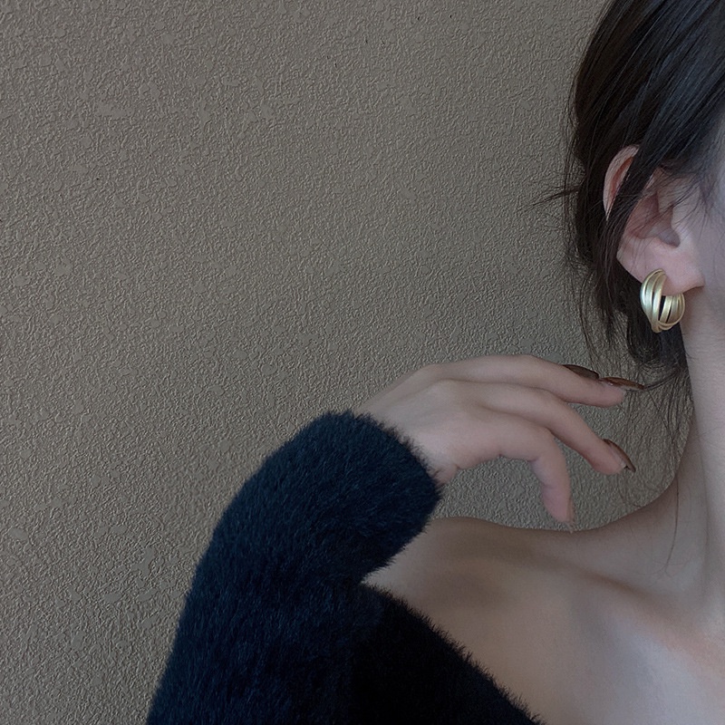 Khuyên Tai Hình Thánh Giá Đơn Giản Cá Tính Phong Cách Hàn Quốc Mới 2021