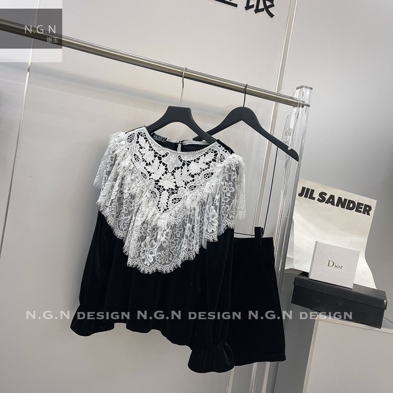 Sét áo nhung dài tay phối ren + quần sooc nhung