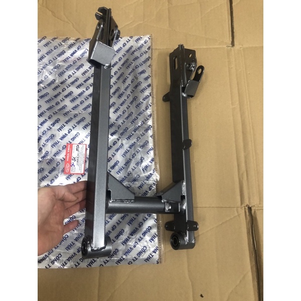GẮP SAU VÀ HỘP XÍCH VINATHAI GẮN XE SIRUS50/SIRUS 110