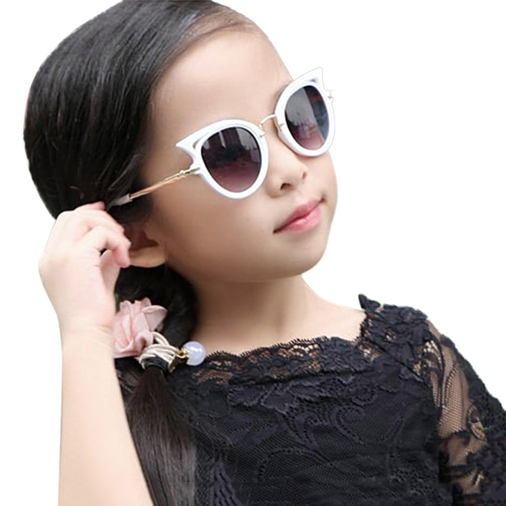 Kính mát mắt mèo cho bé gái