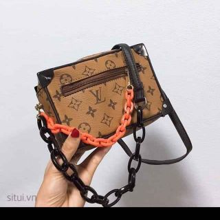 Túi L V xích nhựa