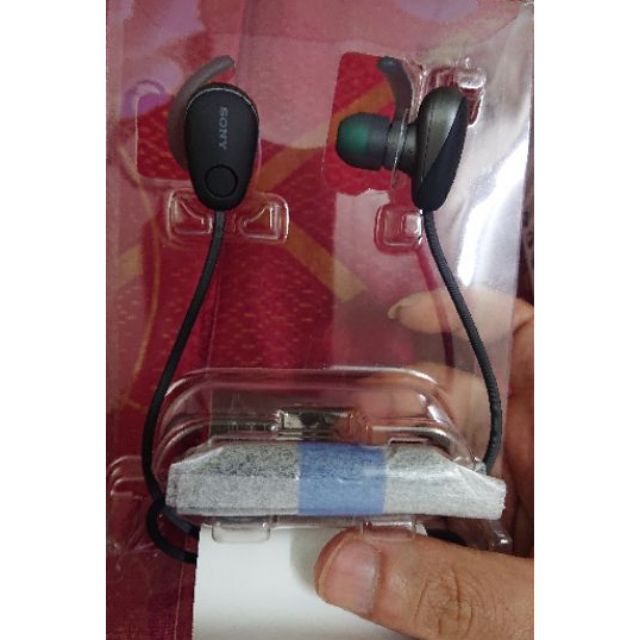Tai nghe Sony WF-SP600N/BME black & white like new 99%