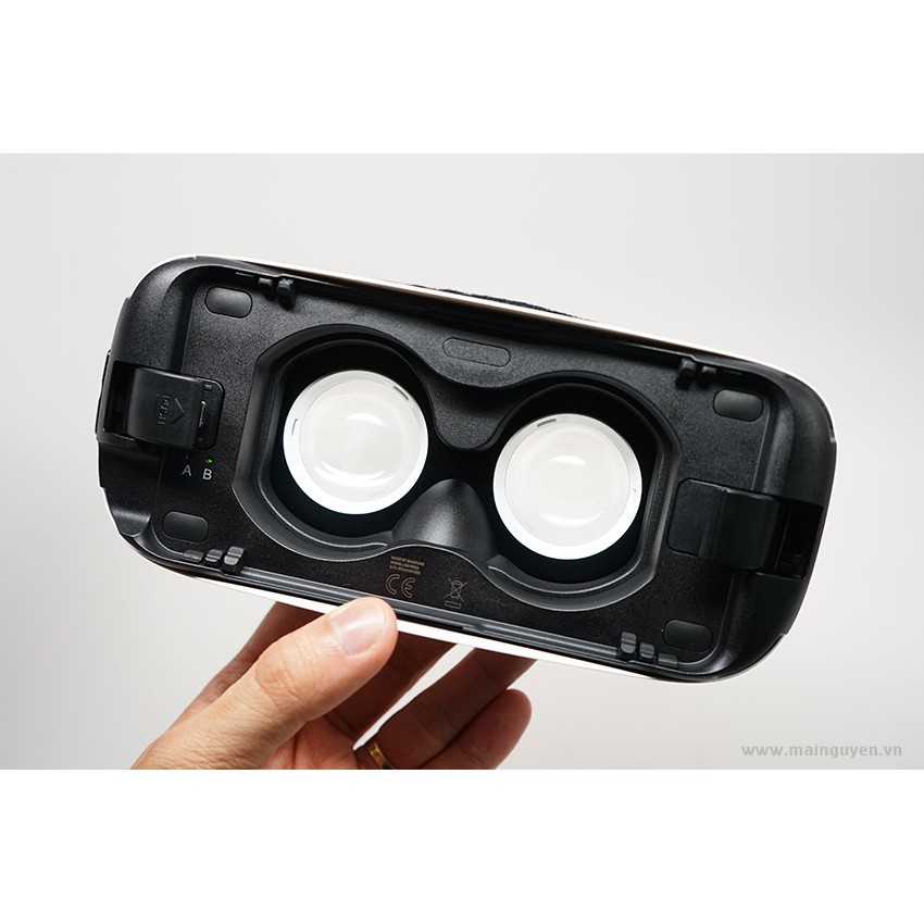 Kính Thực Tế Ảo Samsung Gear VR SM-R322