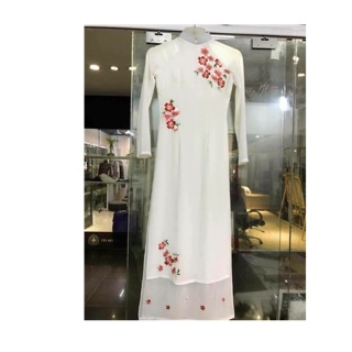 Áo dài may sẵn thêu thủ công 4 tà