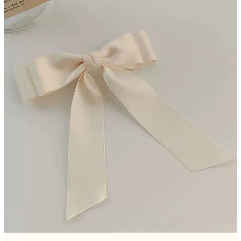 KẸP TÓC SATIN TRẮNG HAI TẦNG ĐUÔI DÀI CHO NỮ