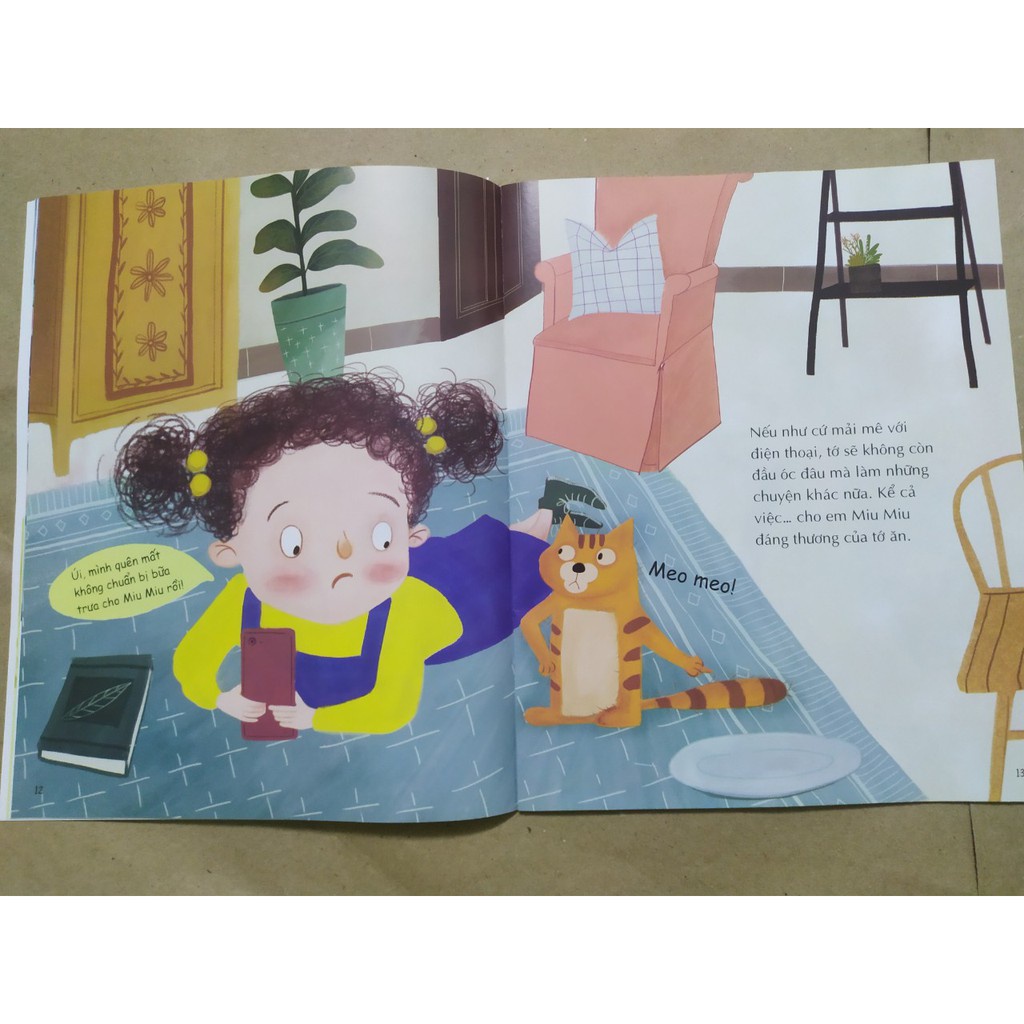Sách Quy tắc sử dụng điện thoại