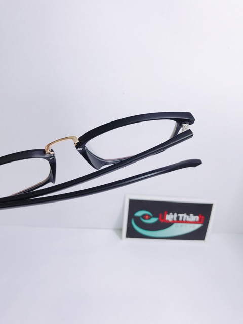 Gọng kính cận mềm dẻo phom mảnh siêu nhẹ