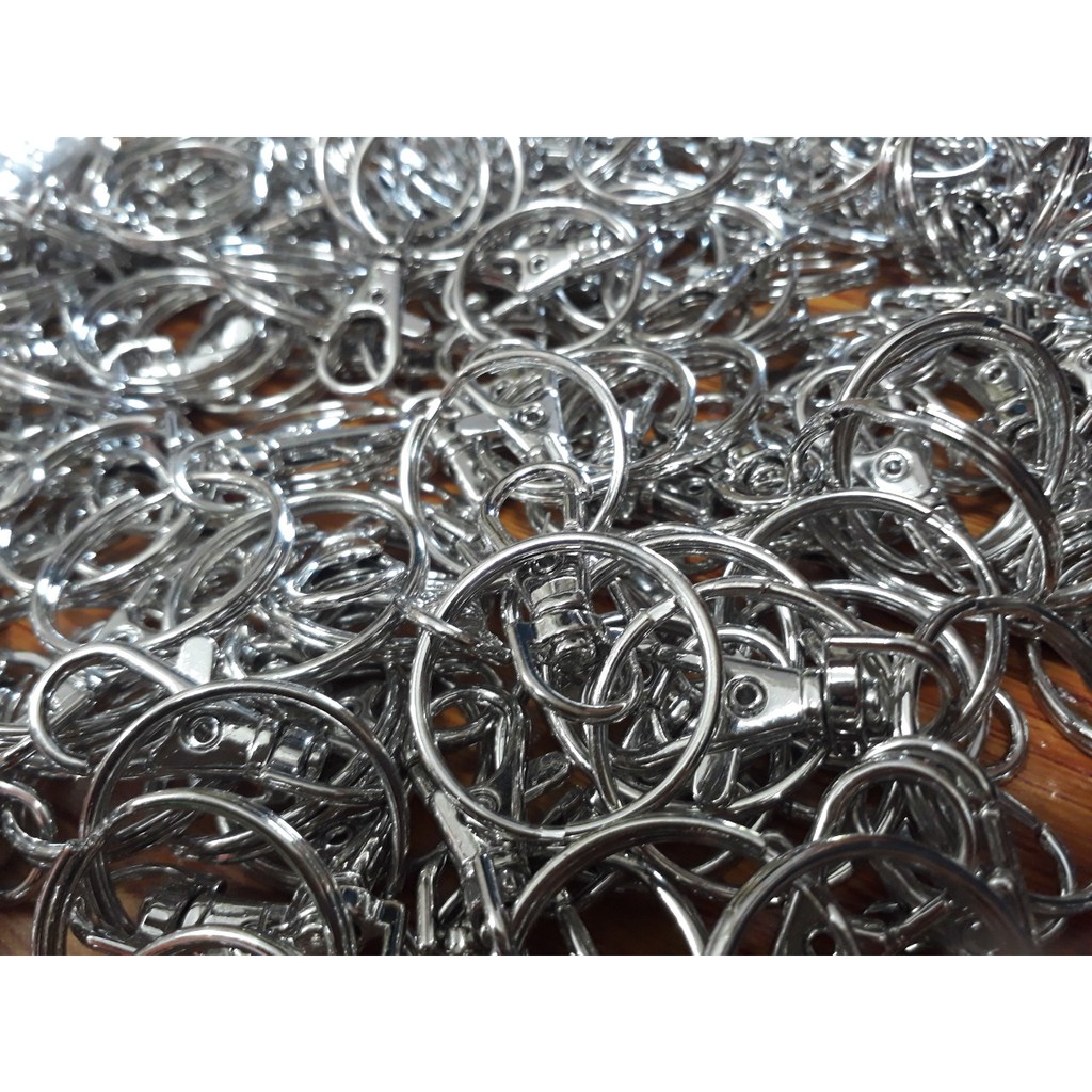 Móc chìa khóa có bấm treo