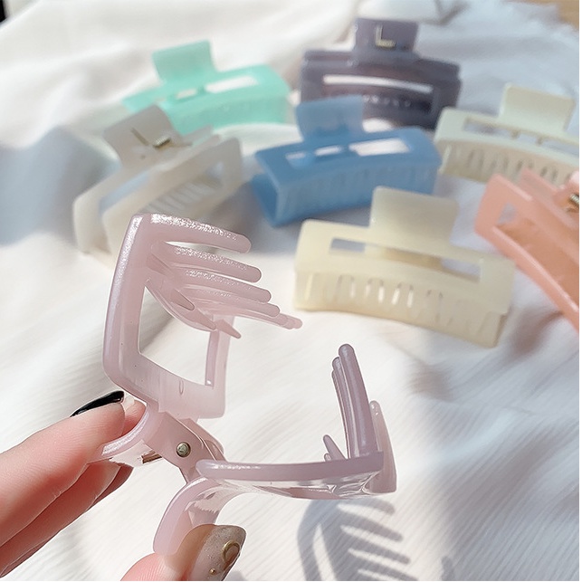 Kẹp Càng Cua Chất Liệu Acrylic, Phong Cách Hàn Quốc Hàng Xước Nhẹ - BEYOU