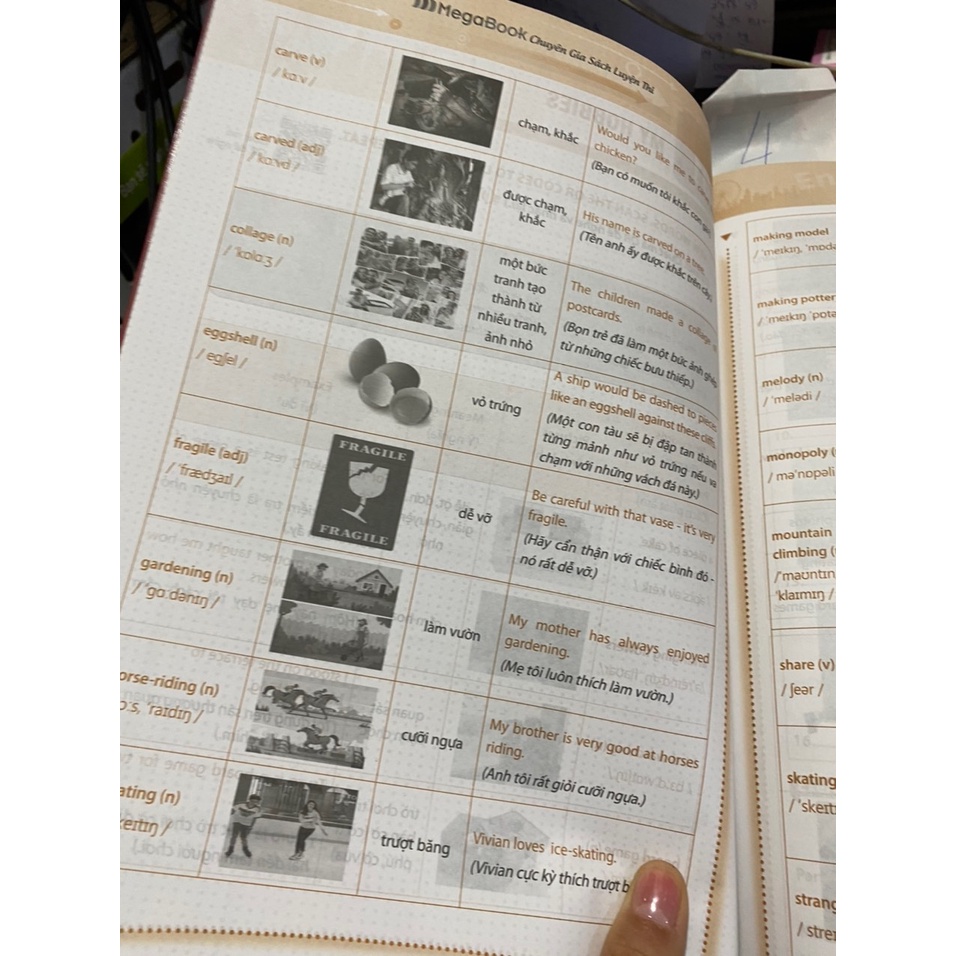Sách - Bài tập bổ trợ toàn diện từ vựng tiếng anh cơ bản và nâng cao lớp 7 ( Megabooks )