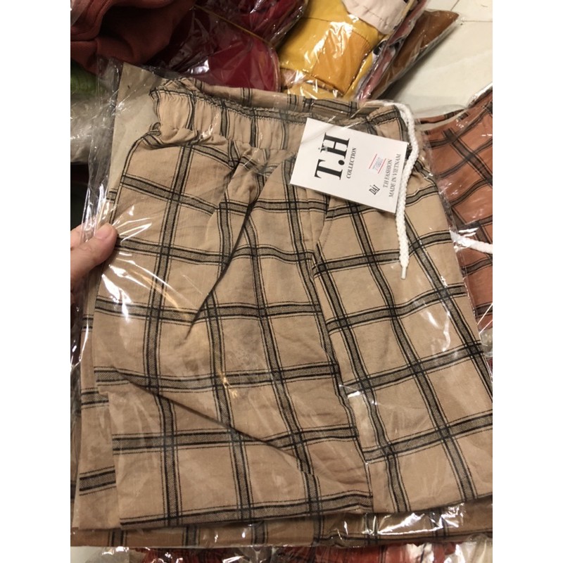 Quần vải sọc nữ