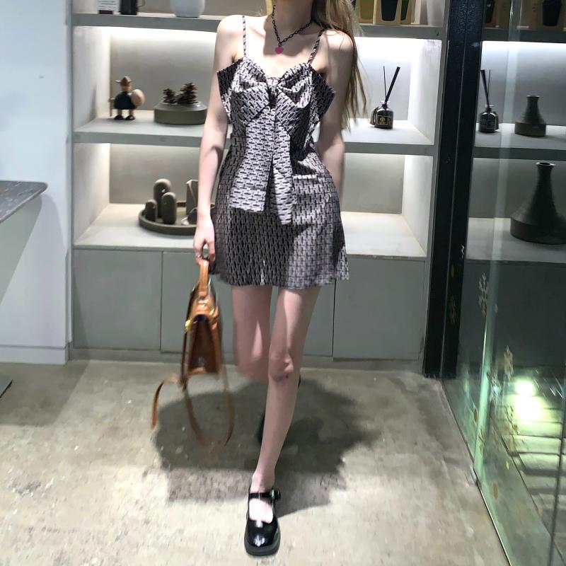 Đầm Nữ Hai Dây Dáng Chữ A Thời Trang Quyến Rũ | BigBuy360 - bigbuy360.vn