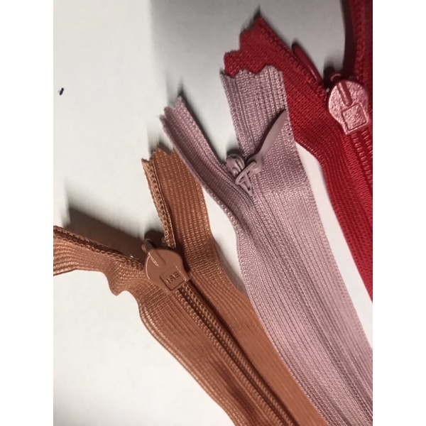 1 chiếc dây kéo giọt nước dài 50cm giao đơn từ 50k