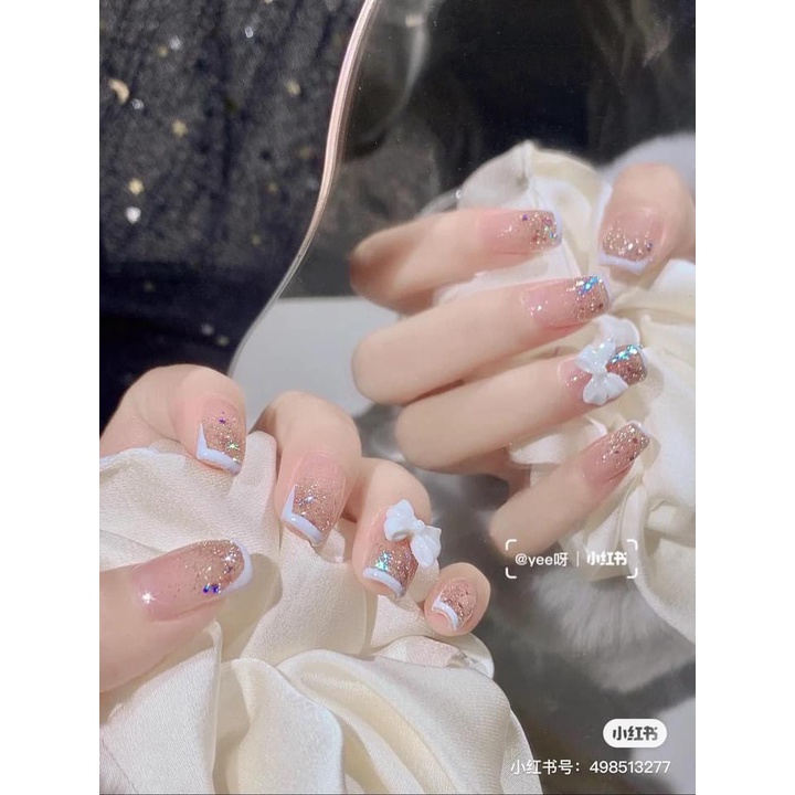 Top kim cương tạo hiệu ứng lung linh hơn cho bộ móng một cách dễ dàng - HQ Nail