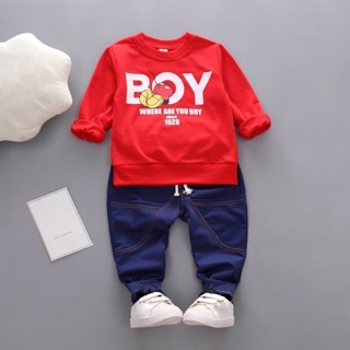 Bộ thể thao in chữ Boy cho bé trai