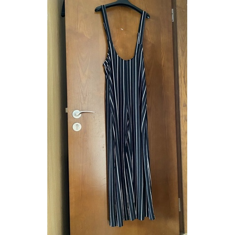 Jumpsuit xuất dư kẻ đen