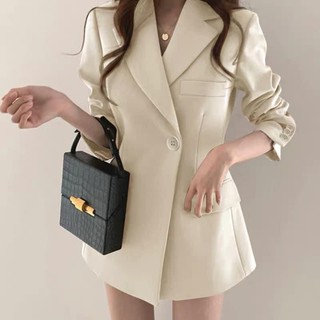 Áo blazer.