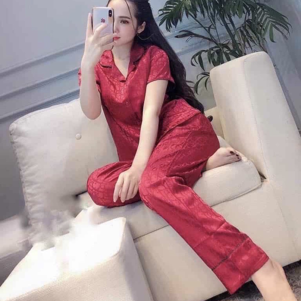 Đồ Bộ Nữ Pijama Bộ Lụa Ngủ Áo Cộc Quần Đùi Mặc Nhà Dễ Thương Chất Liệu Gấm Tơ JUSOKA