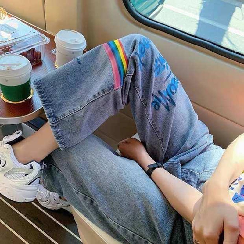 Quần jean IELGY eo cao dáng rộng in họa tiết graffiti cá tính trẻ trung cho bạn gái