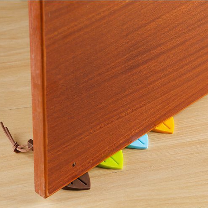 Miếng Chặn Cửa Cao Su HÌNH CHIẾC LÁ Thông Minh - Silicon Chống Va Đập Cửa Kẹp Tay Bé, Gió Lùa Sập Cửa