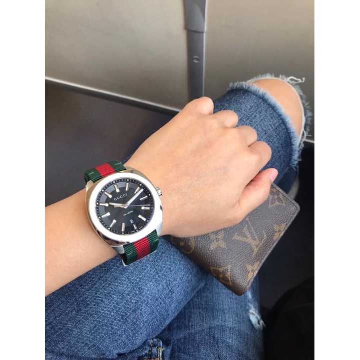 Đồng Hồ Nam Gucci GG2570 Black Dial Green and Red Nylon YA142305