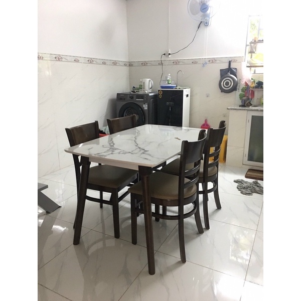 Bộ bàn ăn gia đình 4 ghế cabin giả đá