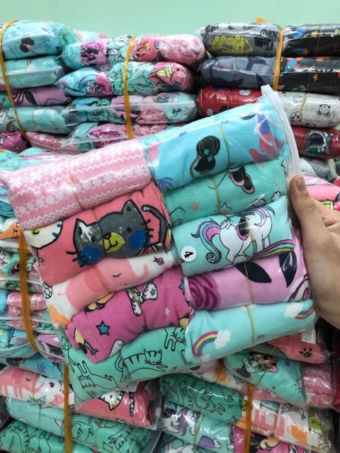 Quần dài thu Bozip xuất dư cho bé