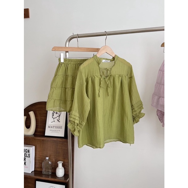 Set áo tơ babydoll &amp; chân váy xếp tầng cạp chun