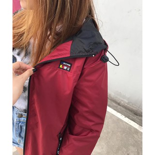 ÁO KHOÁC JACKET logo raw (màu đỏ đô size L)