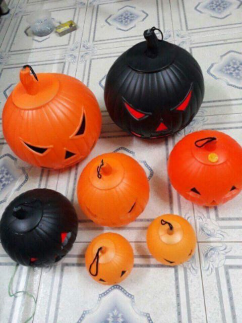 Bí ngô nhựa, bí ngô Halloween,.... Có đèn và không có đèn