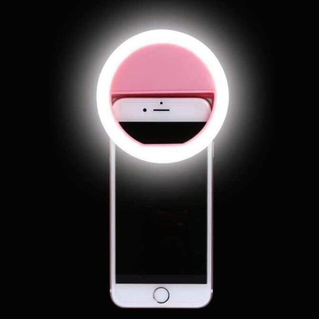 Đèn selfie hỗ trợ chụp ảnh bóng tối