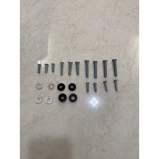 200 con ốc lắp ráp các loại xe và các loại vật dụng