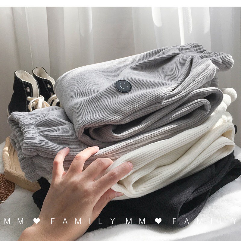 Quần nỉ jogger nam nữ len tăm bo gấu logo MẶT CƯỜI  Quần nỉ nữ bom gấu trơn basic dáng thụng  Freeship  Sale