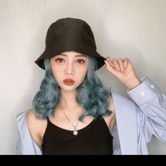 Tóc giả phối mũ vành đẹp